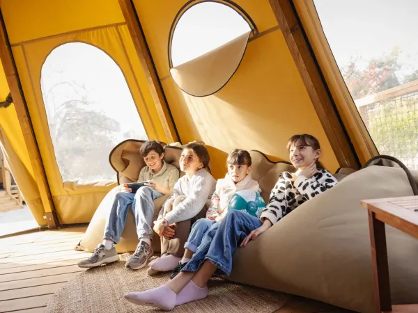 Supreme Deluxe Family Lounge Premium-Zone