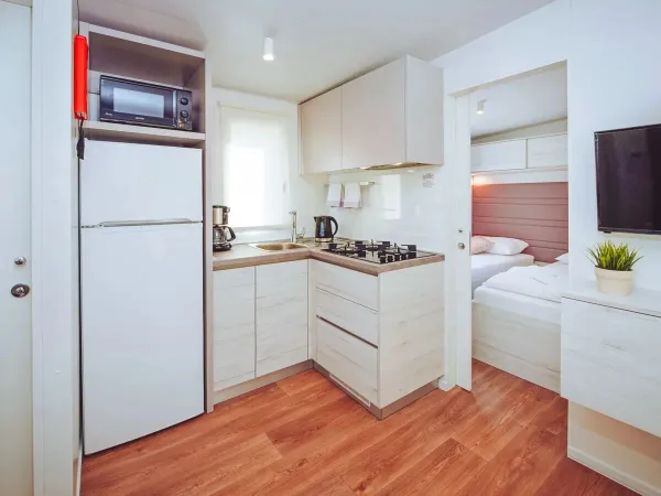 Die Küche der Roan Comfort Plus Lounge.