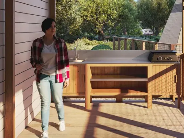 Die Außenküche in der Roan Premium Lounge.