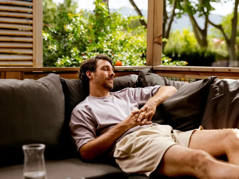 Die Roan Comfort Plus Lounge Premium Zone.