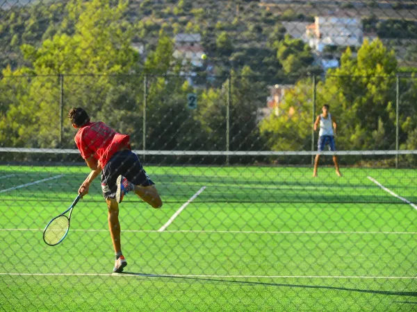 Tennis auf dem Campingplatz Roan Amadria Park Trogir.