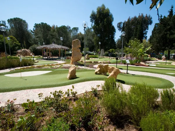 Minigolf auf dem Campingplatz Roan Le Capanne.