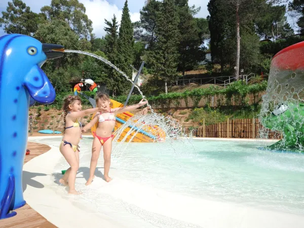 Wasserspaß auf dem Roan Camping Rosselba.