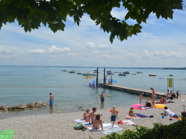 Strandatmosphäre auf dem Campingplatz Roan Piantelle.