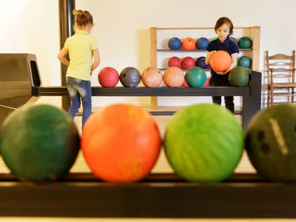 Bowling auf dem Roan-Campingplatz "Two Bridges".