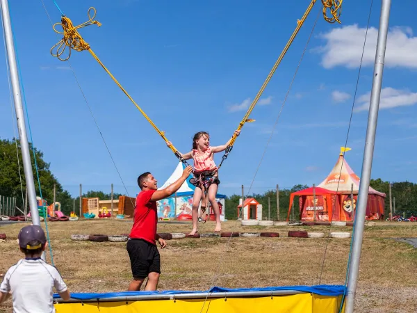 Trampolin op Roan camping Avit Loisirs.