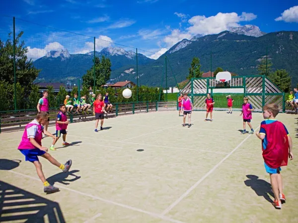 Multisportbereich auf dem Campingplatz Roan L'Ideal.