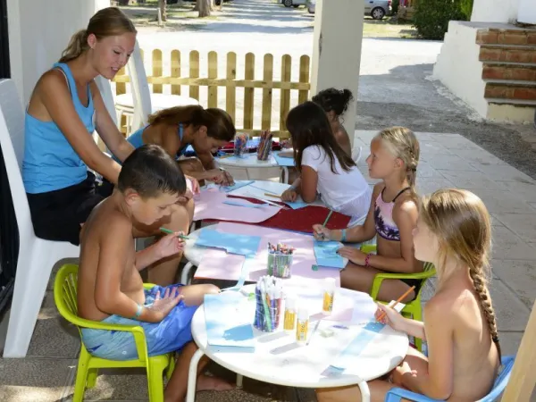 Kinderanimation auf dem Roan Campingplatz Caballo de Mar.