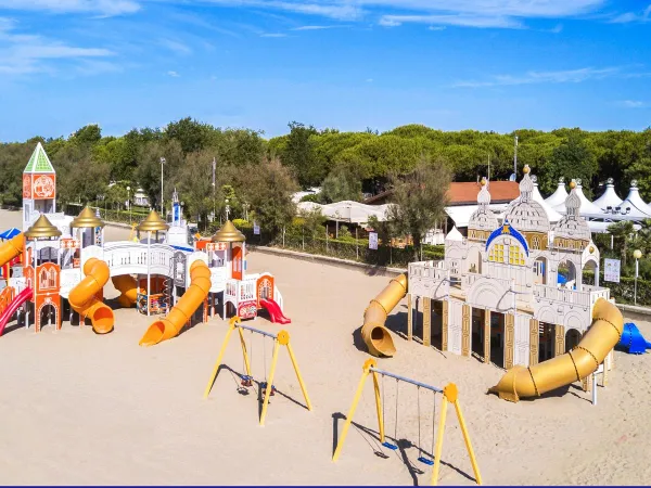 Spielplatz auf dem Roan Campingplatz Sant Angelo.