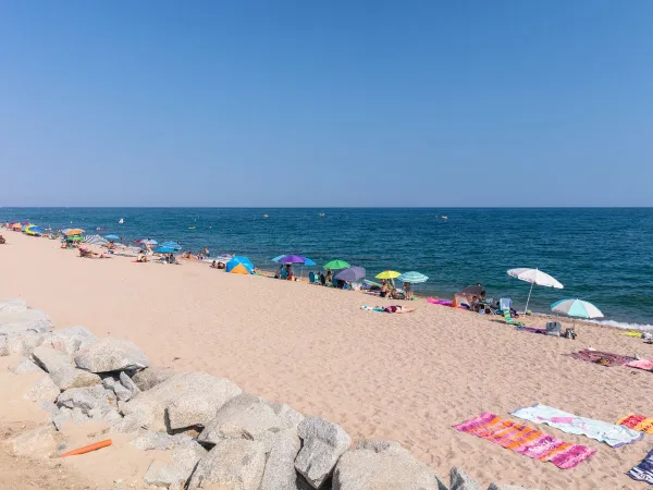 Der Strand des Campingplatzes Roan in Caballo de Mar.