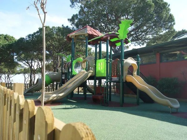 Kinderspielplatz auf dem Roan Camping Bella Terra.