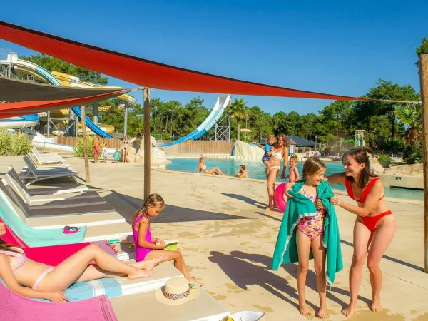 Das Freibad des Campingplatzes Roan Atlantic Club Montalivet.