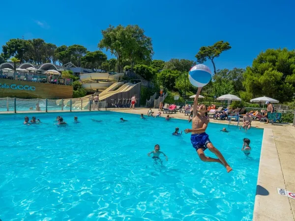 Pools auf dem Roan-Campingplatz Cala Gogo.