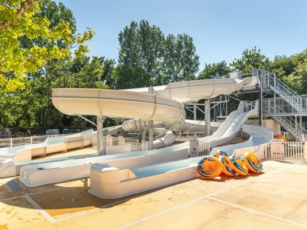 Neue Rutschen (2024) auf dem Campingplatz Roan Mayotte Vacances.