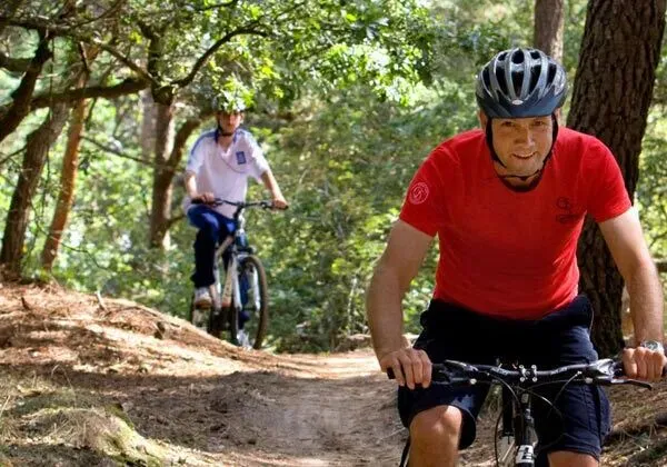 Mountainbiking in den Dünen von Loonse und Drunense auf dem Roan Camping Marvilla Parks Kaatsheuvel.