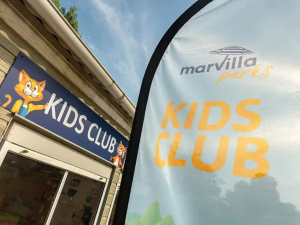 Kids Club Unterhaltung auf dem Campingplatz Roan Château de Fonrives.