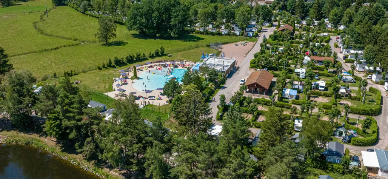 Die beeindruckende Natur rund um den Campingplatz Domaine des Bans.