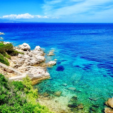 Nach Sardinien mit Last-Minute-Angeboten